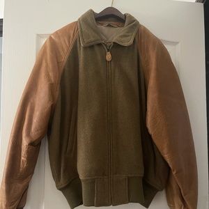 Casual Leather Jacket J.O.E ( just on earth)